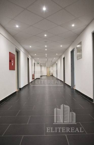  AGÁTOVÁ - kancelársky priestor 50 m2 - BA IV - Dúbravka