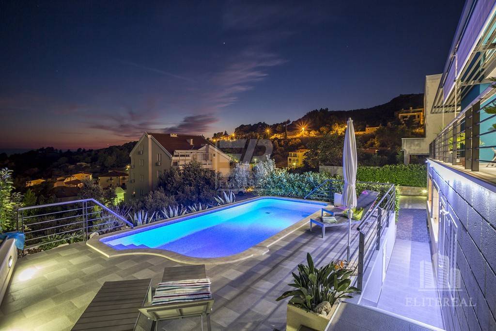 Luxusná vila, Krvavica - Chorvátsko