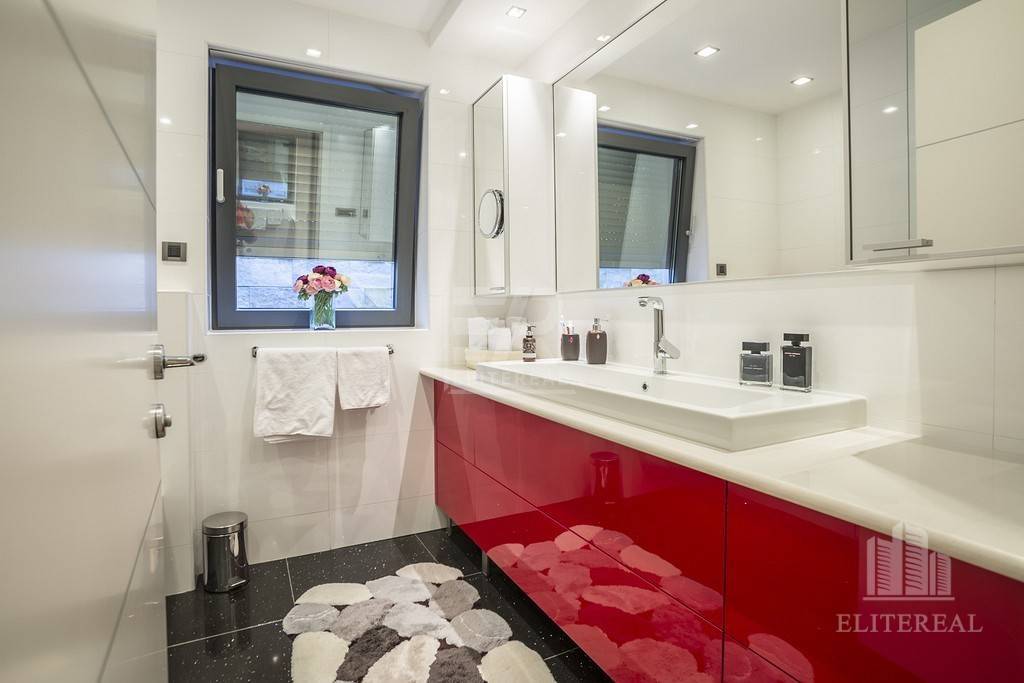 Luxusná vila, Krvavica - Chorvátsko