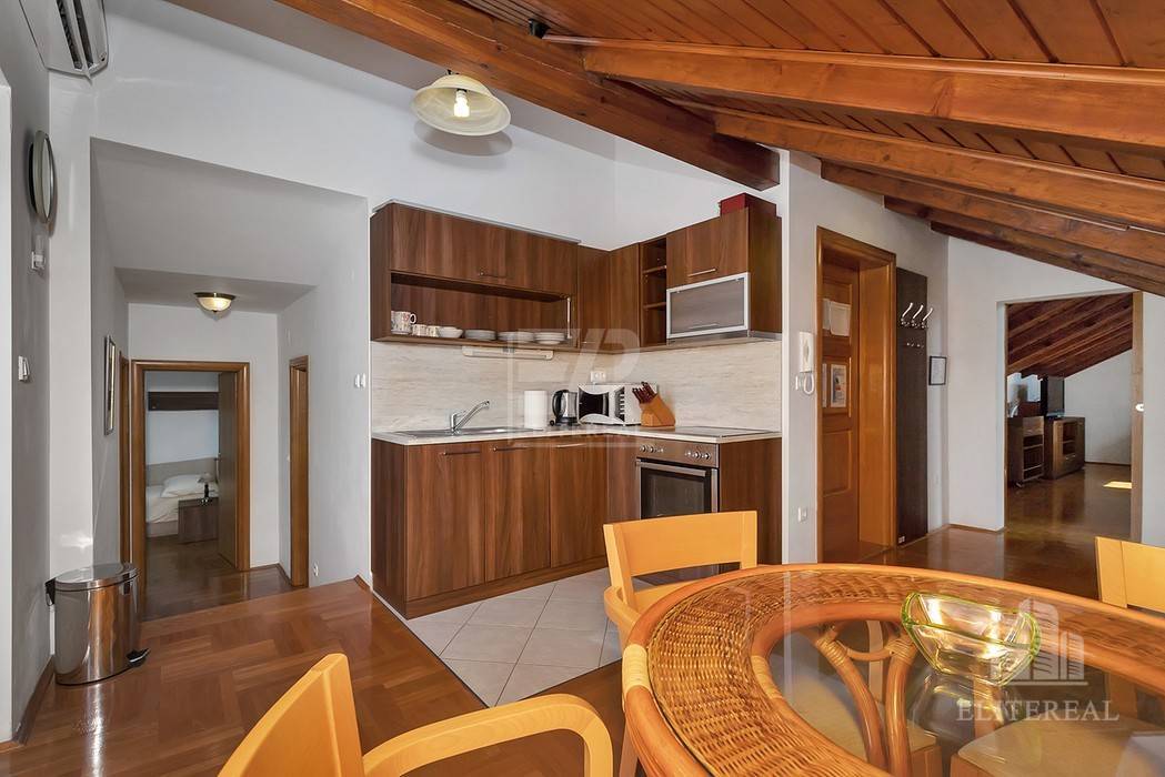 Podkrovný apartmán, Bol - ostrov Brač,Chorvátsko