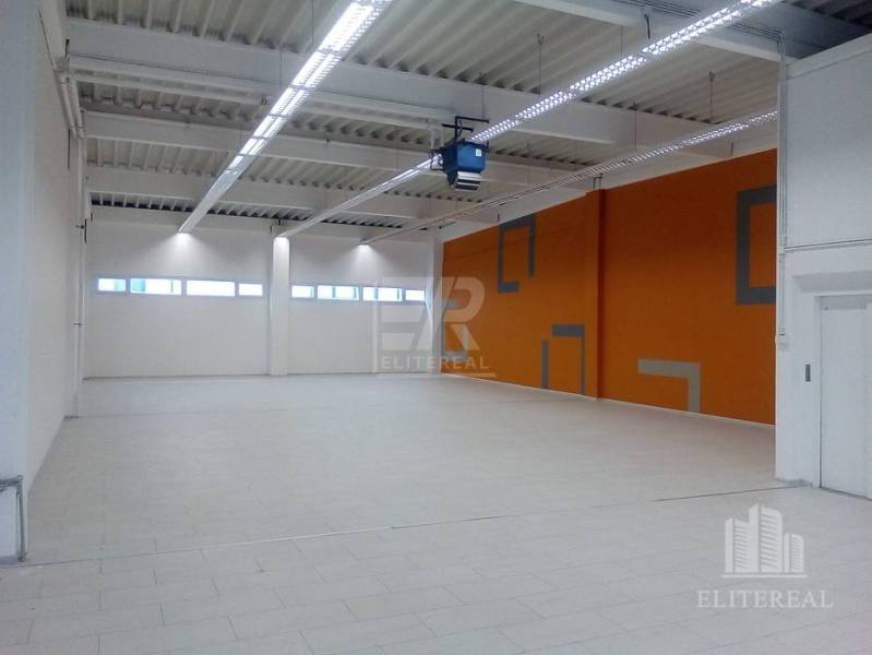 STARÁ VAJNORSKÁ - Obchod., sklad., kanc. 300 m2 - Nové Mesto