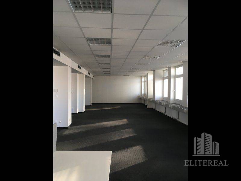 office_13970_w800_h600.jpg